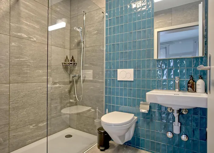 Bank House L 104 - Griwa Rent * אינטרלאקן